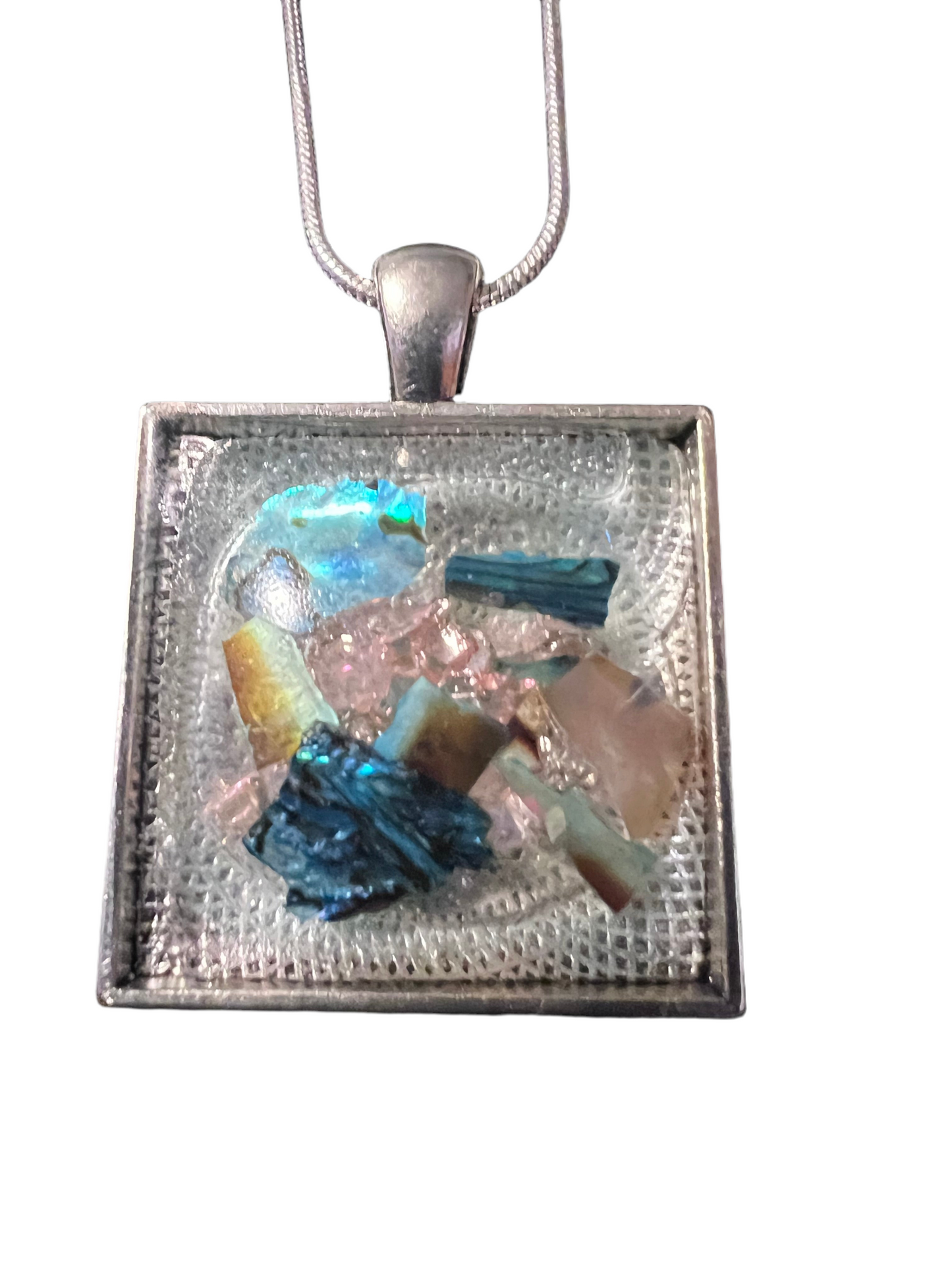 Lovely silver plated Abalone shell and resin necklace