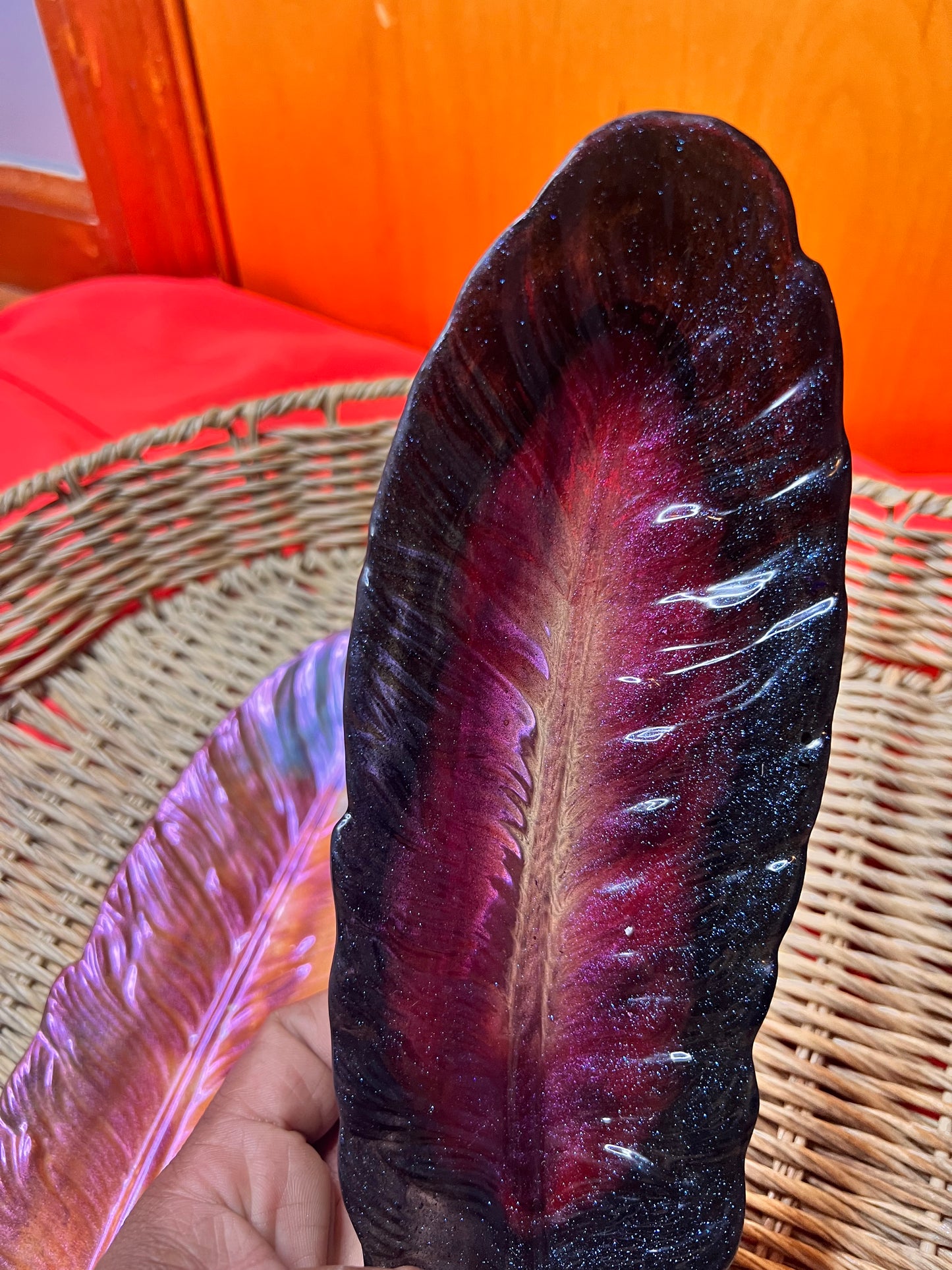 Feather trinket tray