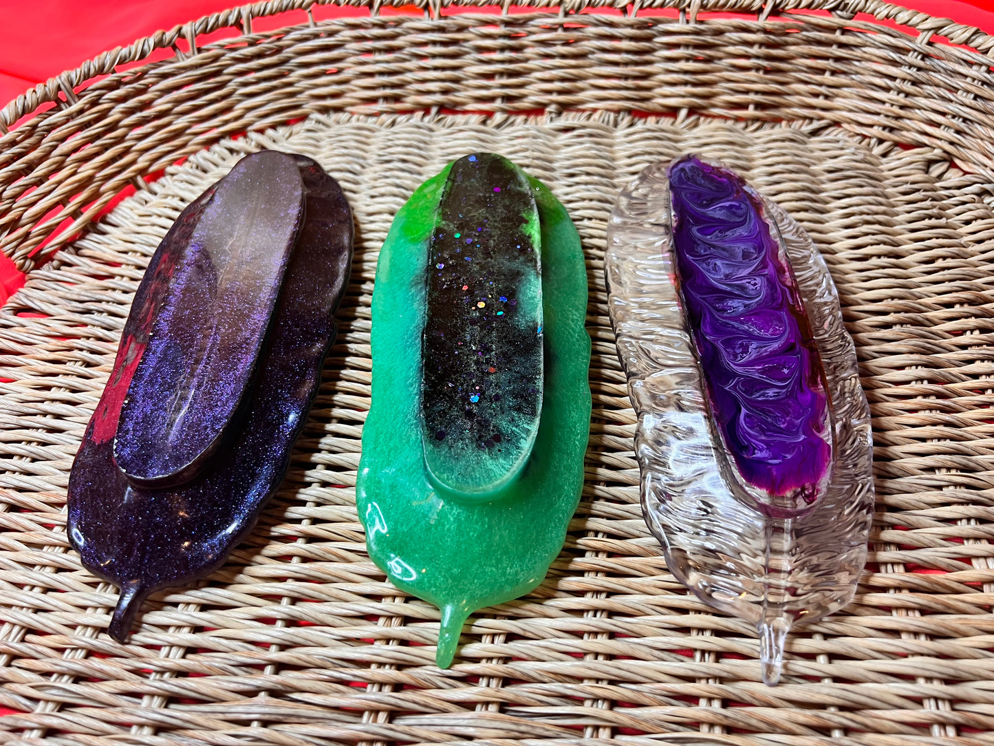 Feather trinket tray