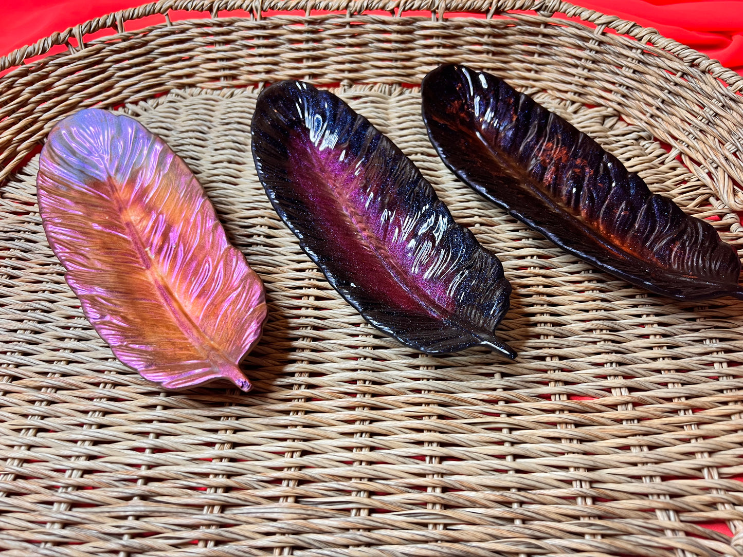 Feather trinket tray