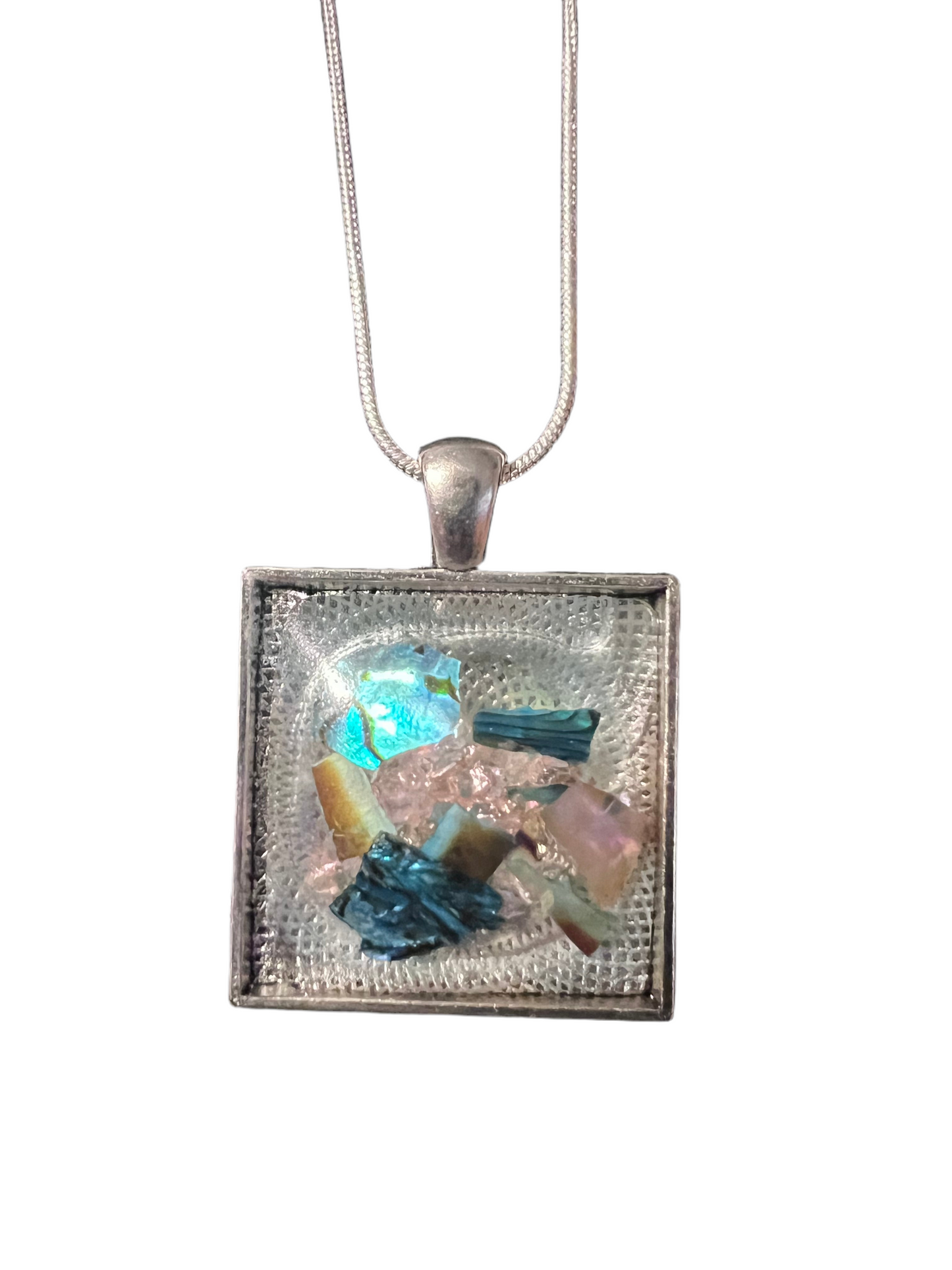 Lovely silver plated Abalone shell and resin necklace