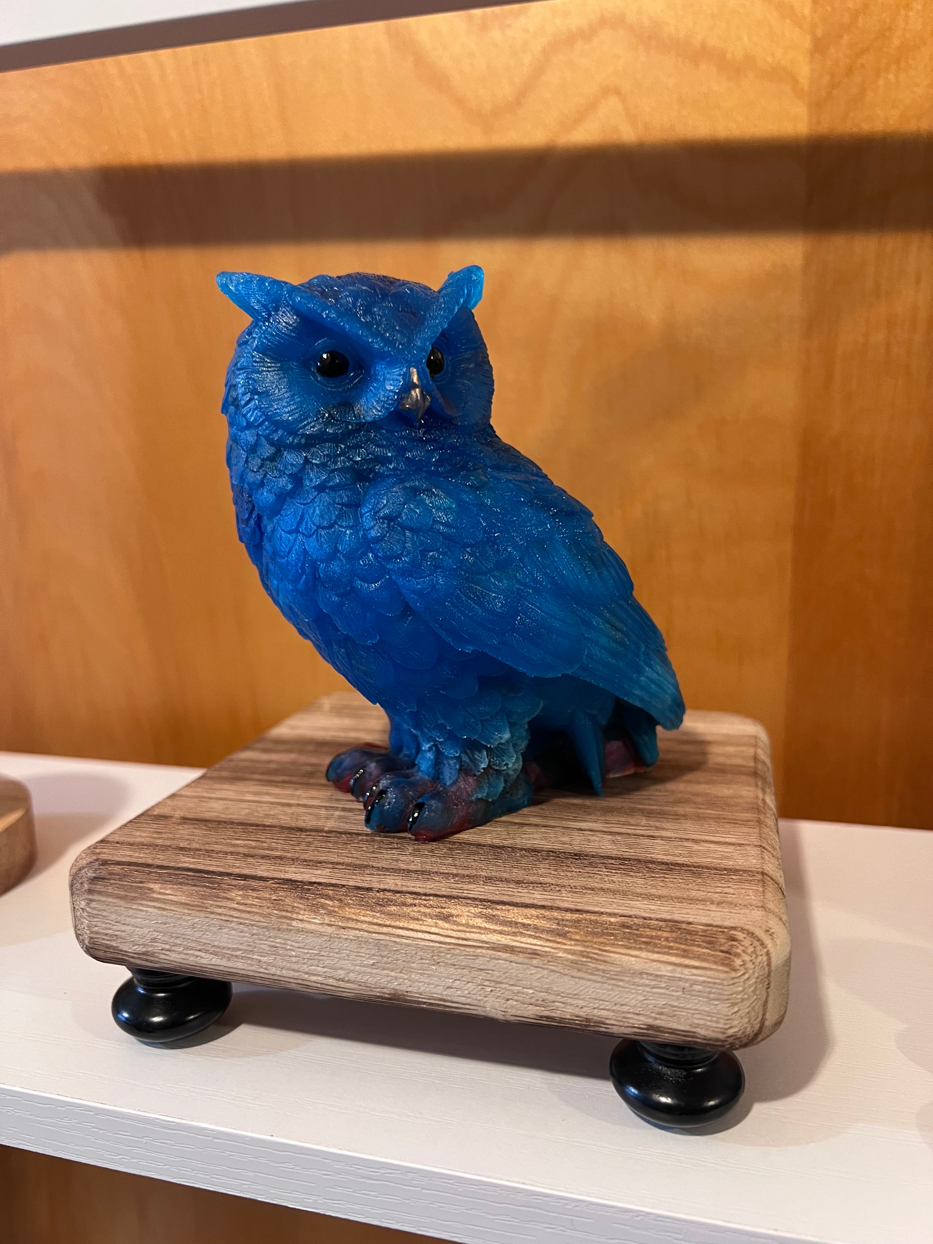 A Royal blue weighted resin owl statue